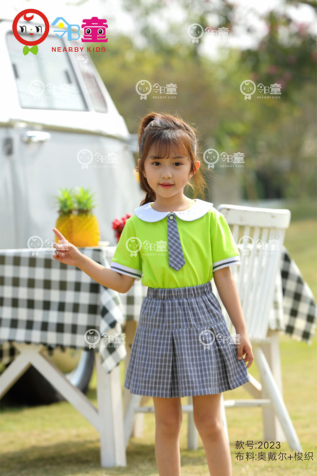 夏季最新款綠色禮服，更顯活力